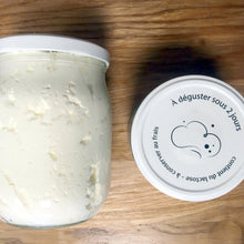 Charger l'image dans la galerie, Pot de crème Chantilly salée, fleur de sel et ciboulette
